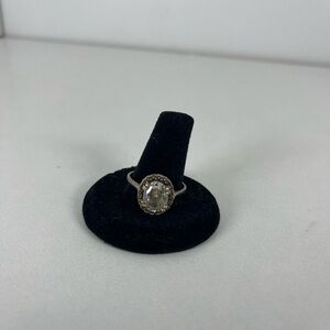 Elegant‎ Silver Oval Ring